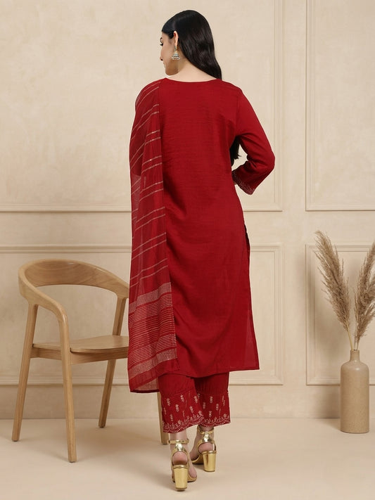 Elegant Red Embroidered Kurta Set with Dupatta – A Perfect Blend of Tradition & Style