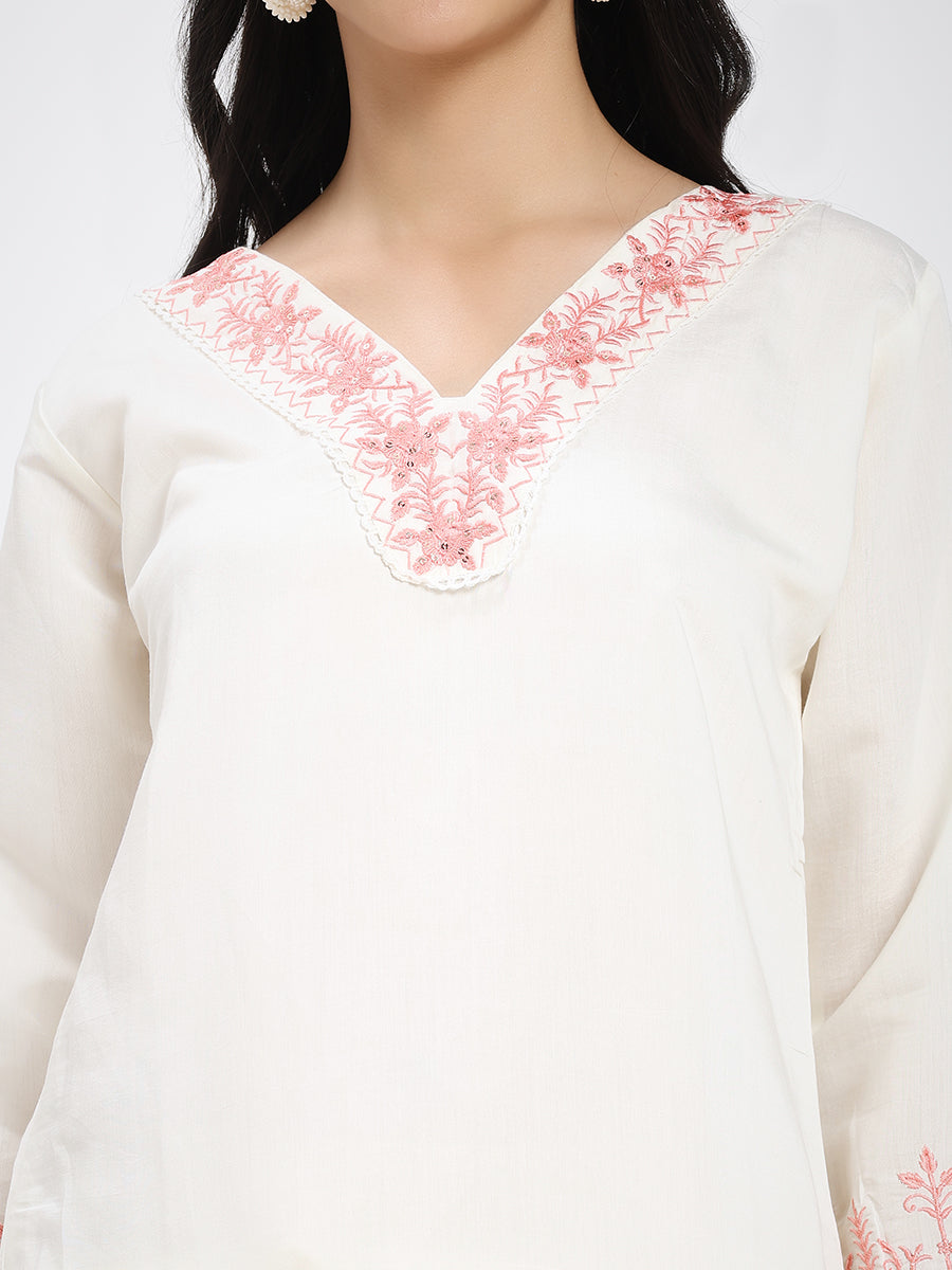 Off-White & Peach Embroidered Roman Silk Kurta Pant Dupatta Set