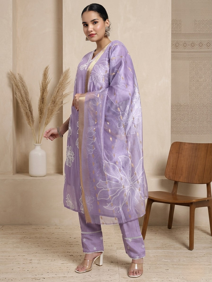 Lavender Floral Embroidered Roman Silk Kurta Pant Dupatta Set