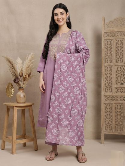 Lavender Kurta Set with Embroidered Trousers and Printed Dupatta