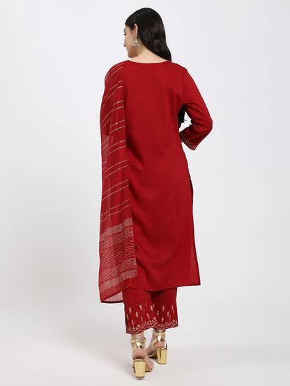 Elegant Red Embroidered Kurta Set with Dupatta – A Perfect Blend of Tradition & Style